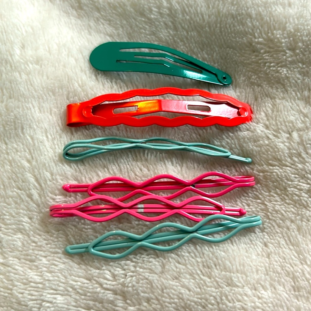 Multicolor Hair Clips